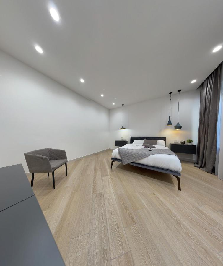 Appartamento Di Lusso A 800 Mt Arena ヴェローナ エクステリア 写真