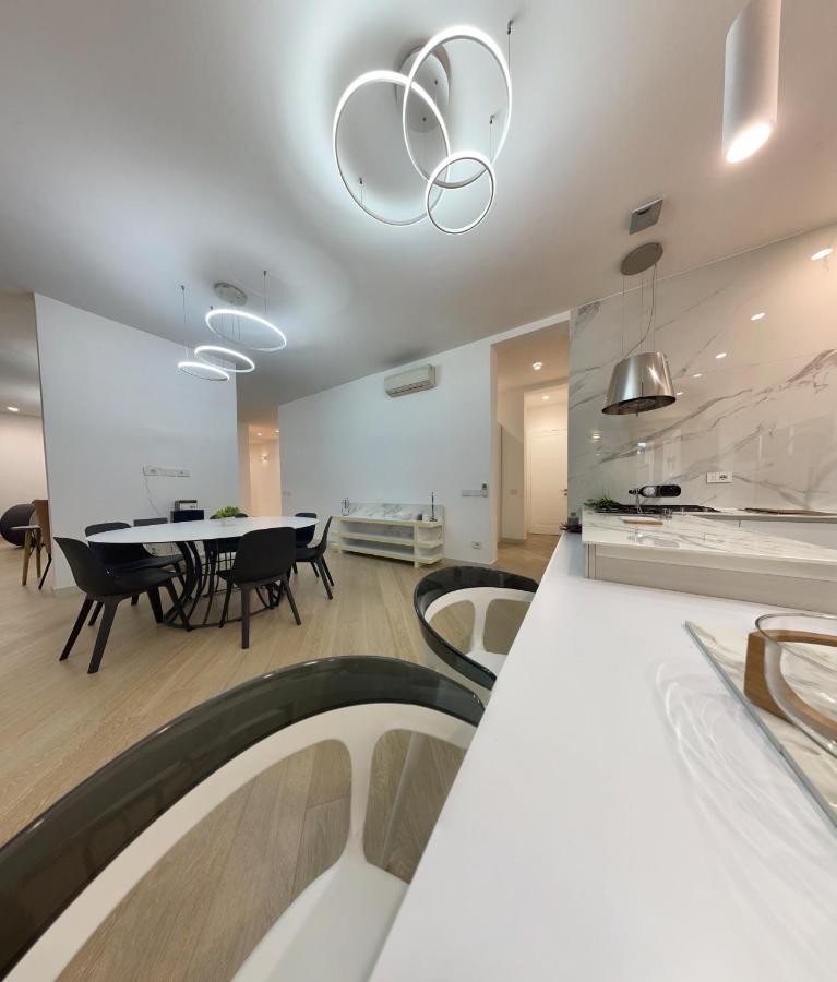 Appartamento Di Lusso A 800 Mt Arena ヴェローナ エクステリア 写真
